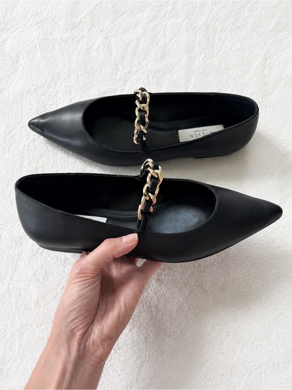 Steven Madden black flats size 7.5